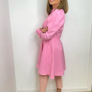 Jaleca Girly – Jaleco Feminino Acinturado com Botões Forrados