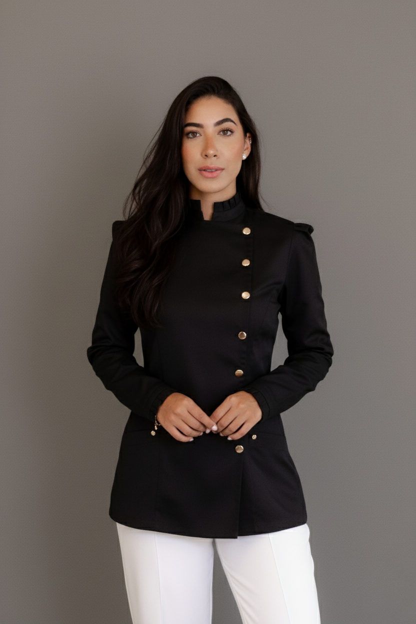 Dólmã Heloisa – Dólmã Feminina para Chefs com Botões Laterais e Gola Elegante