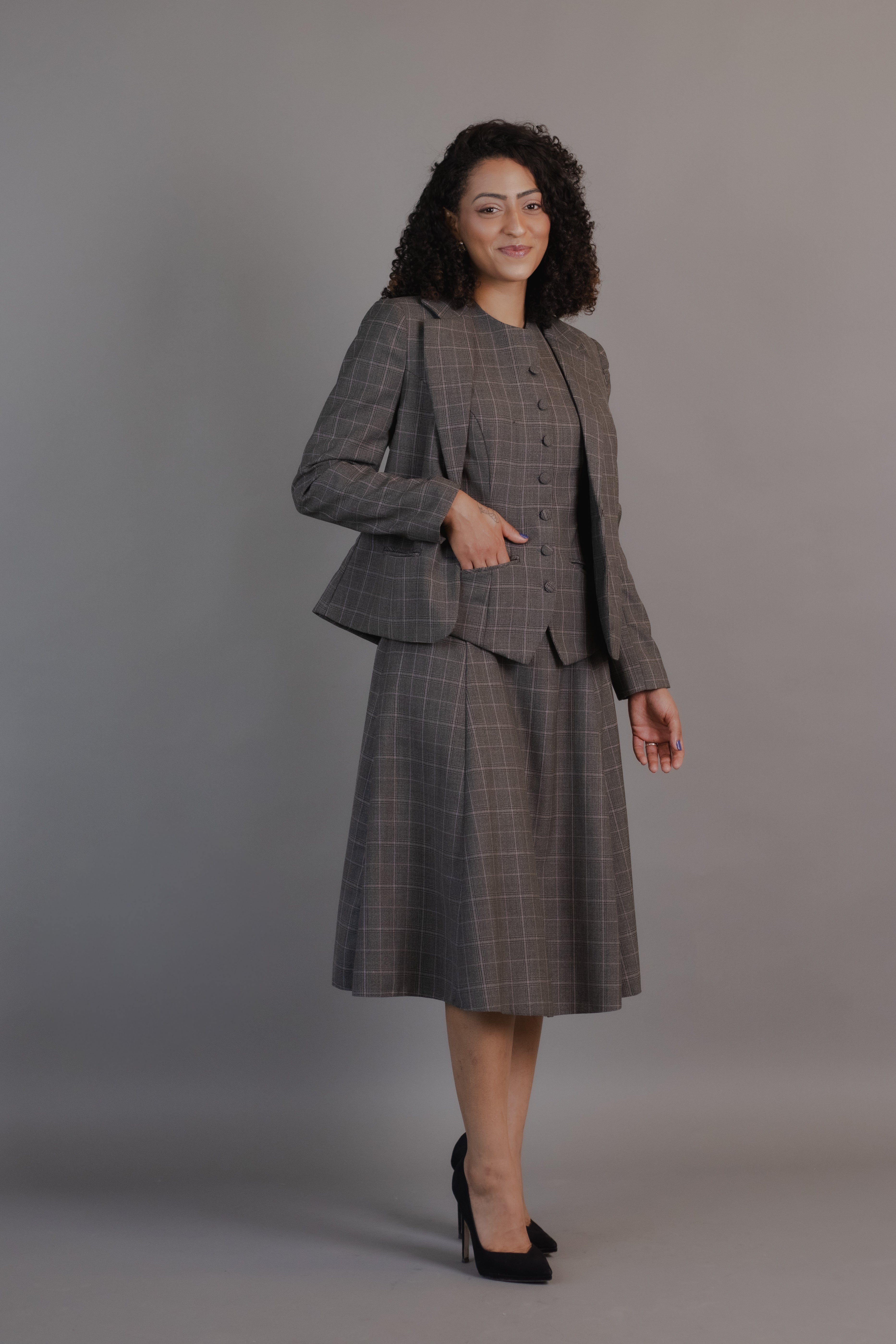 Fato Eternizar 1 — colete e saia midi de alfaiataria