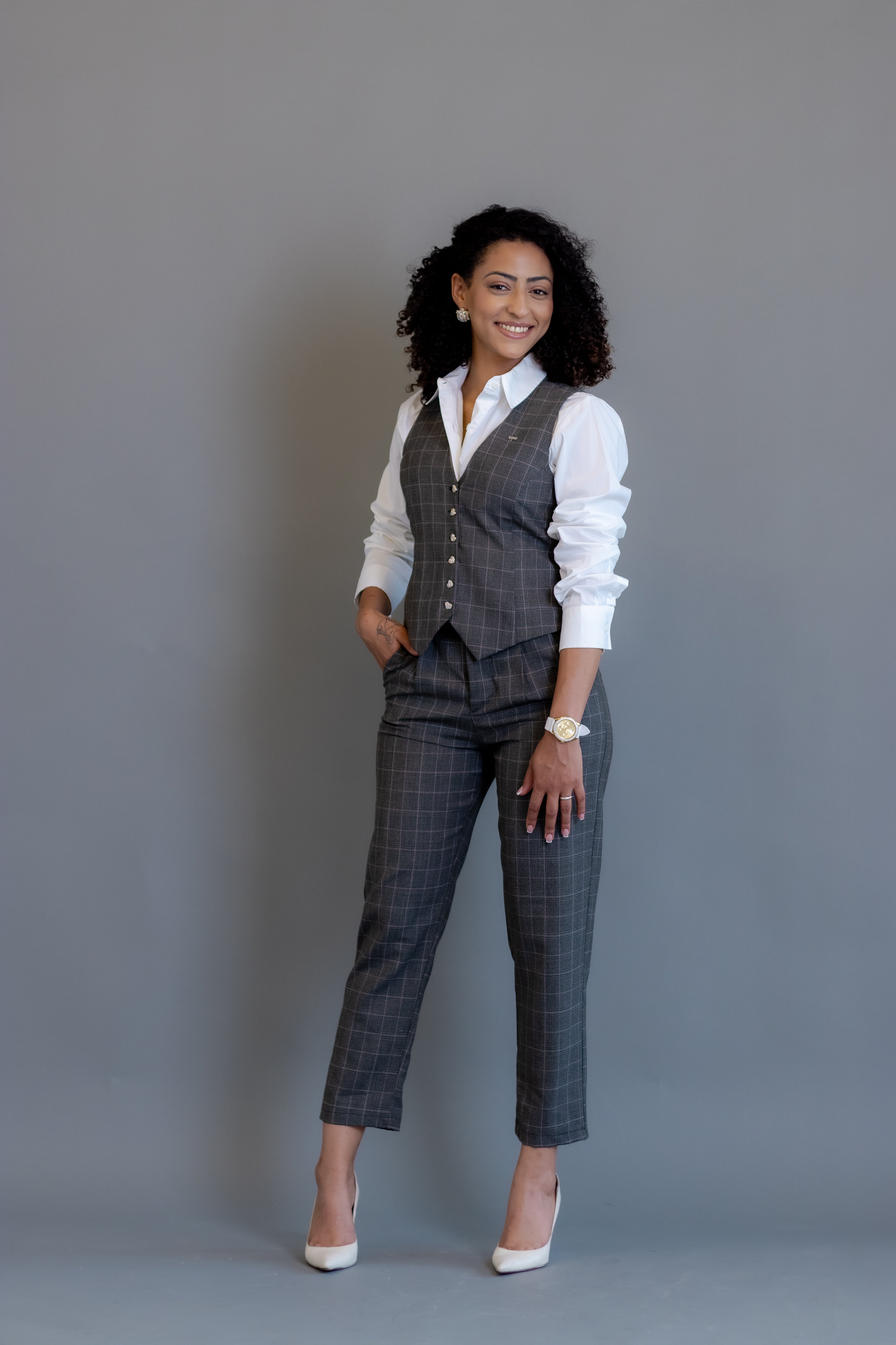 Conjunto Girl Boss – Colete e Calça Feminina em Alfaiataria
