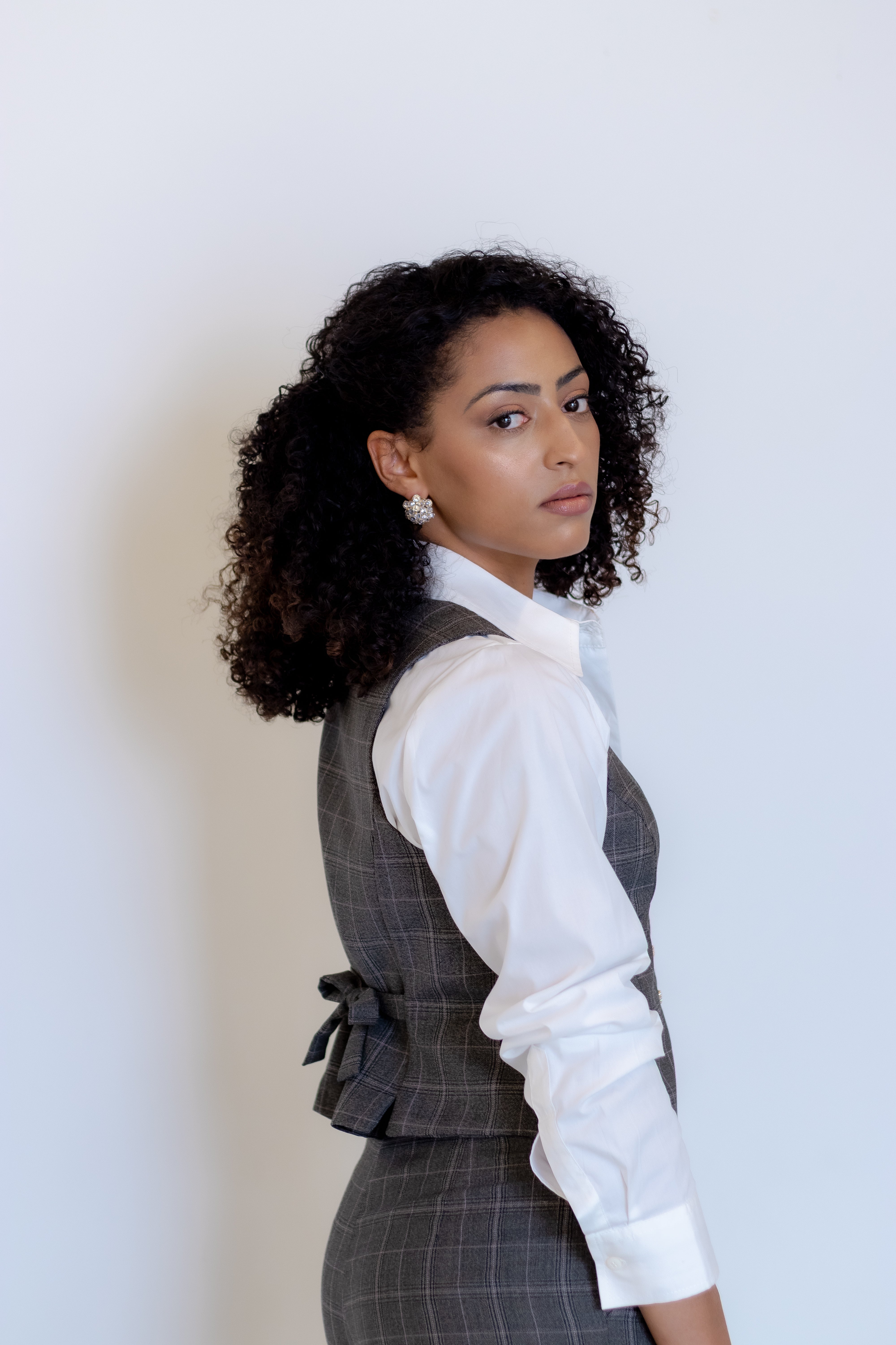 Conjunto Girl Boss – Colete e Calça Feminina em Alfaiataria