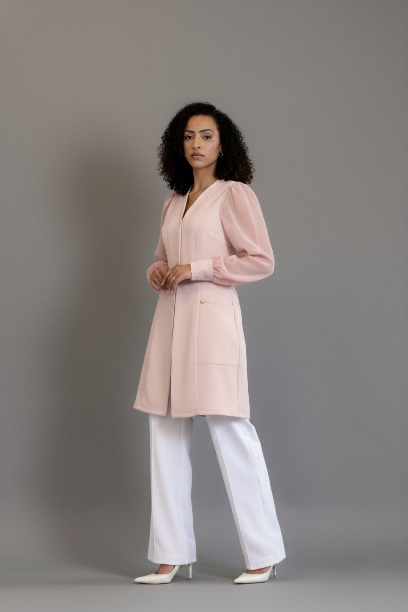 Jaleca Alice – Jaleco Feminino Branco com Mangas em Tule e Design Elegante