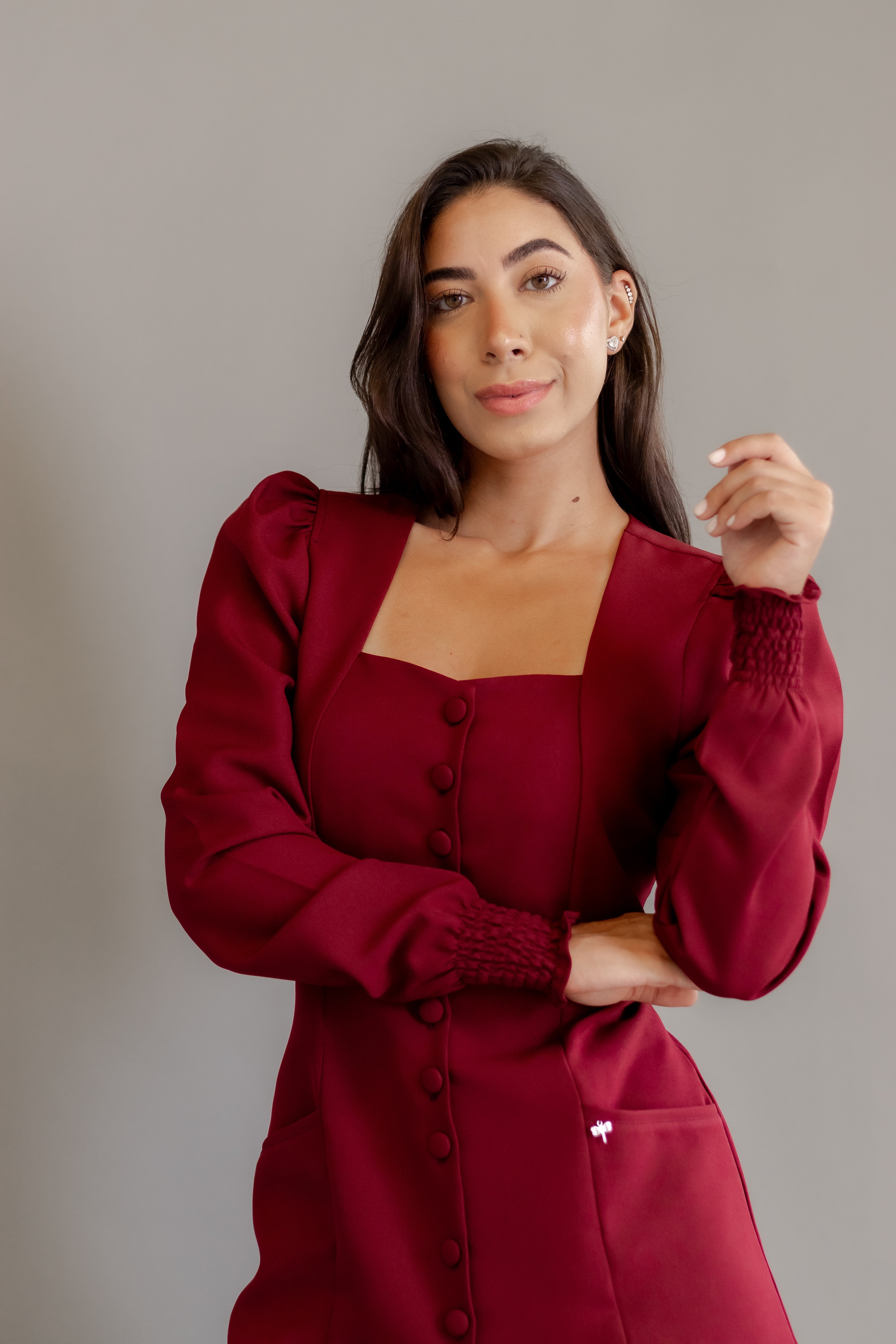 Jaleca Ana – Jaleco Feminino Elegante com Mangas Estruturadas