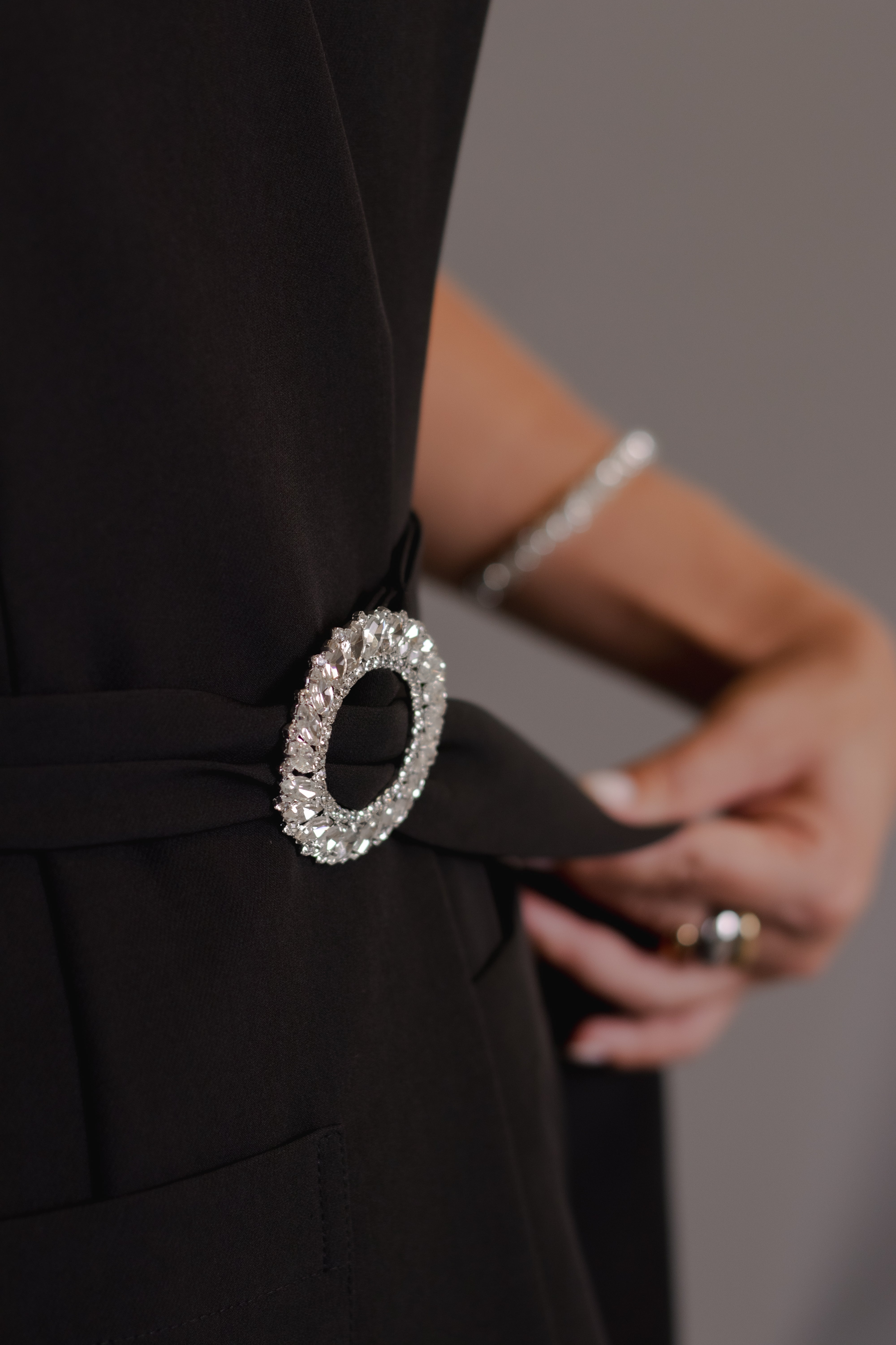 Jaleca Fran Feminina — alongada com cinto joia e bolsos