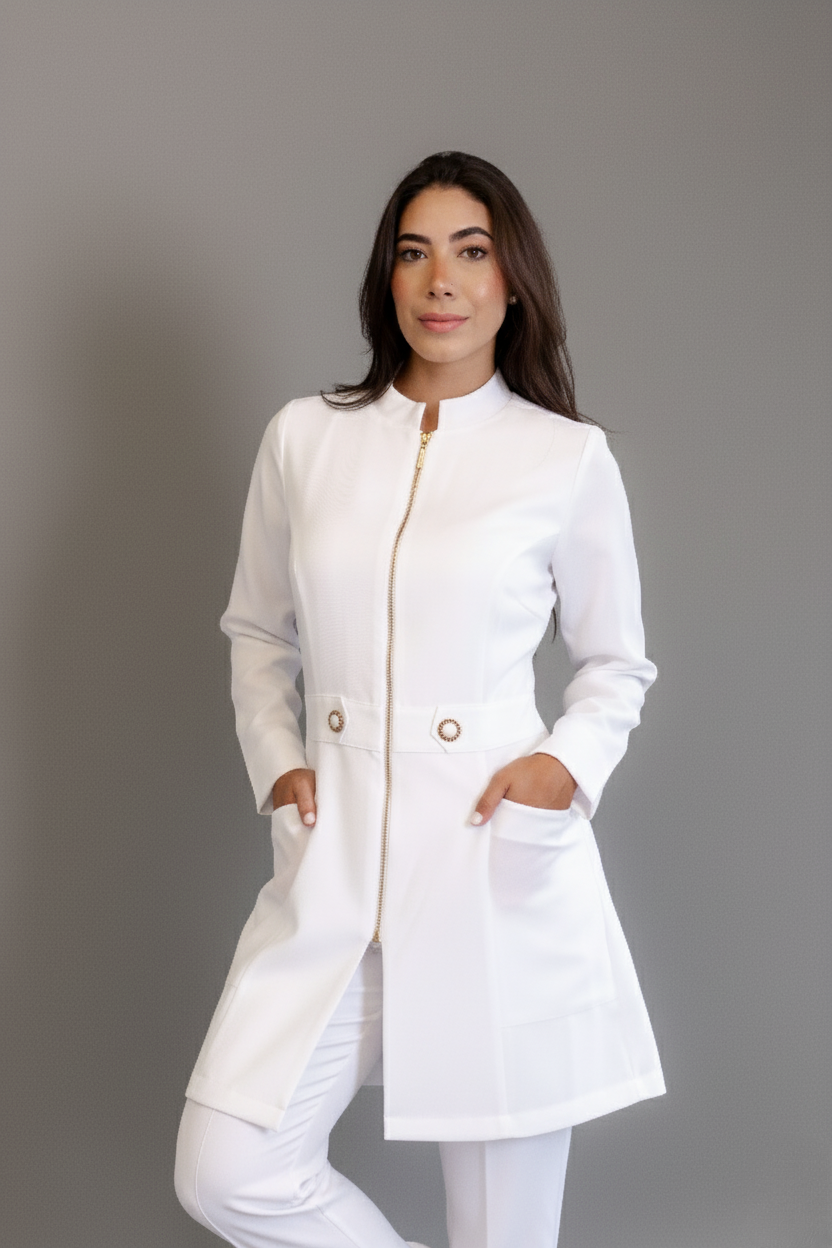 Jaleca Marie – Jaleco Feminino com Zíper e Botões Decorativos