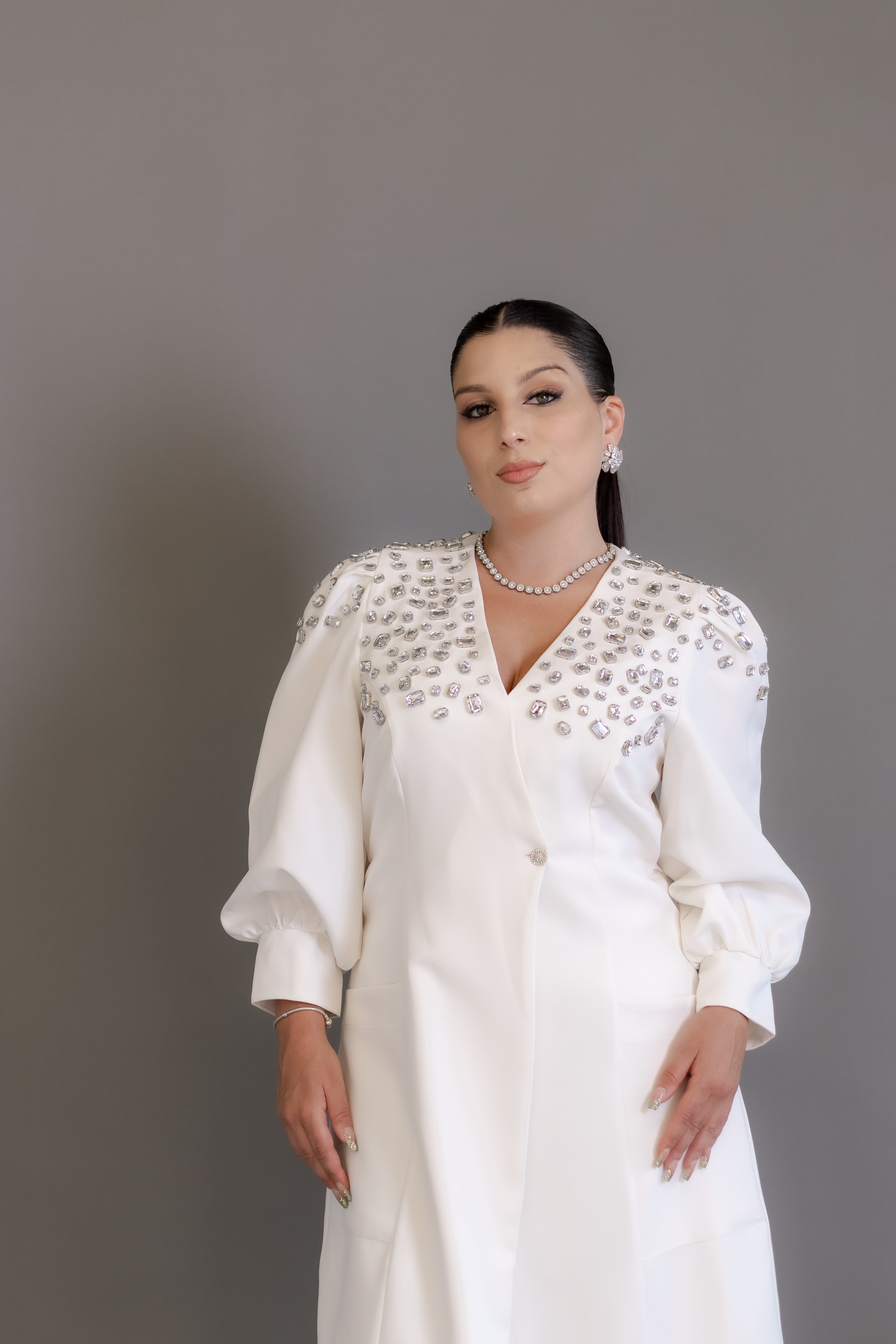 Jaleca Premium Crystal – Jaleco Feminino Branco com Aplicações Exclusivas