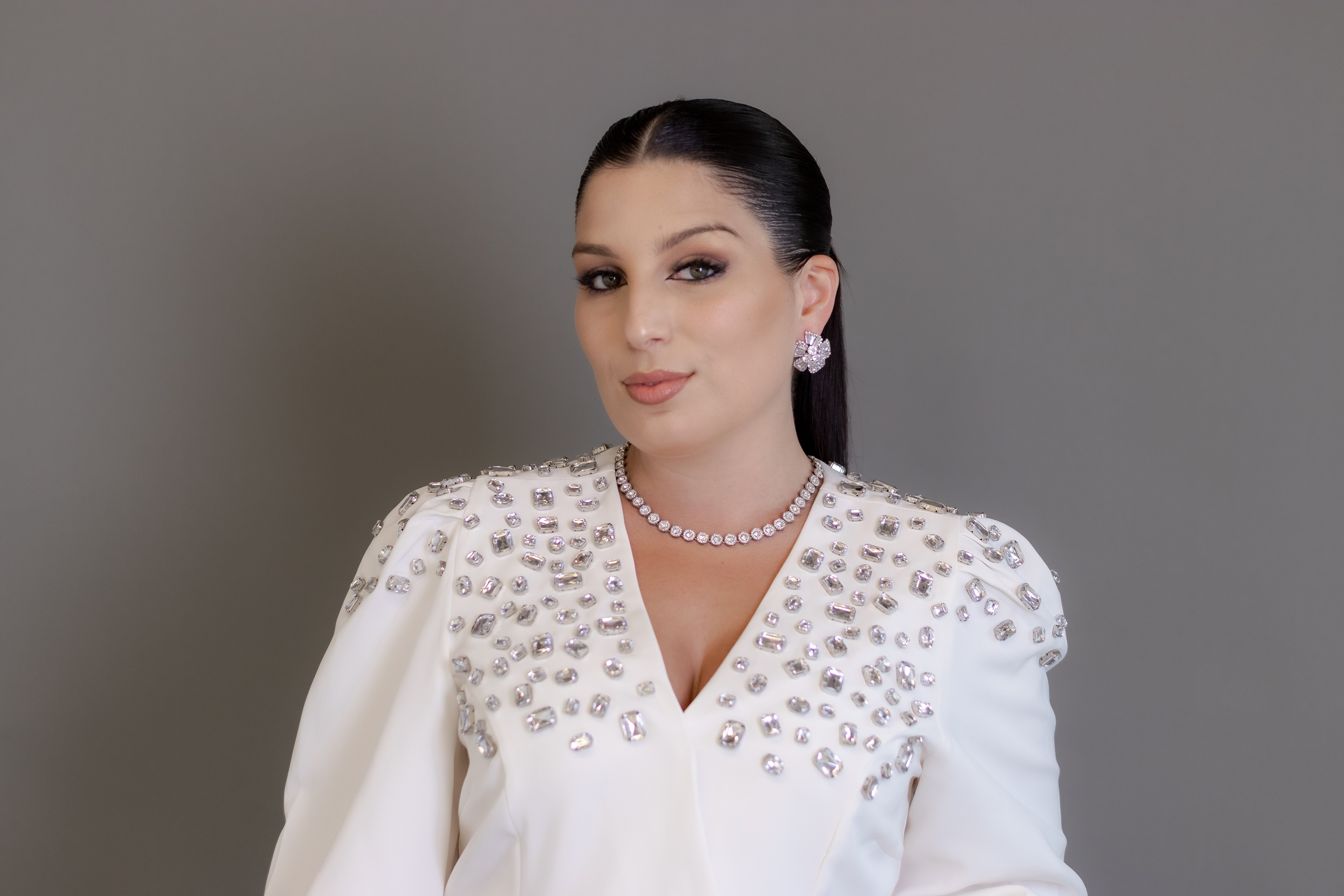 Jaleca Premium Crystal – Jaleco Feminino Branco com Aplicações Exclusivas