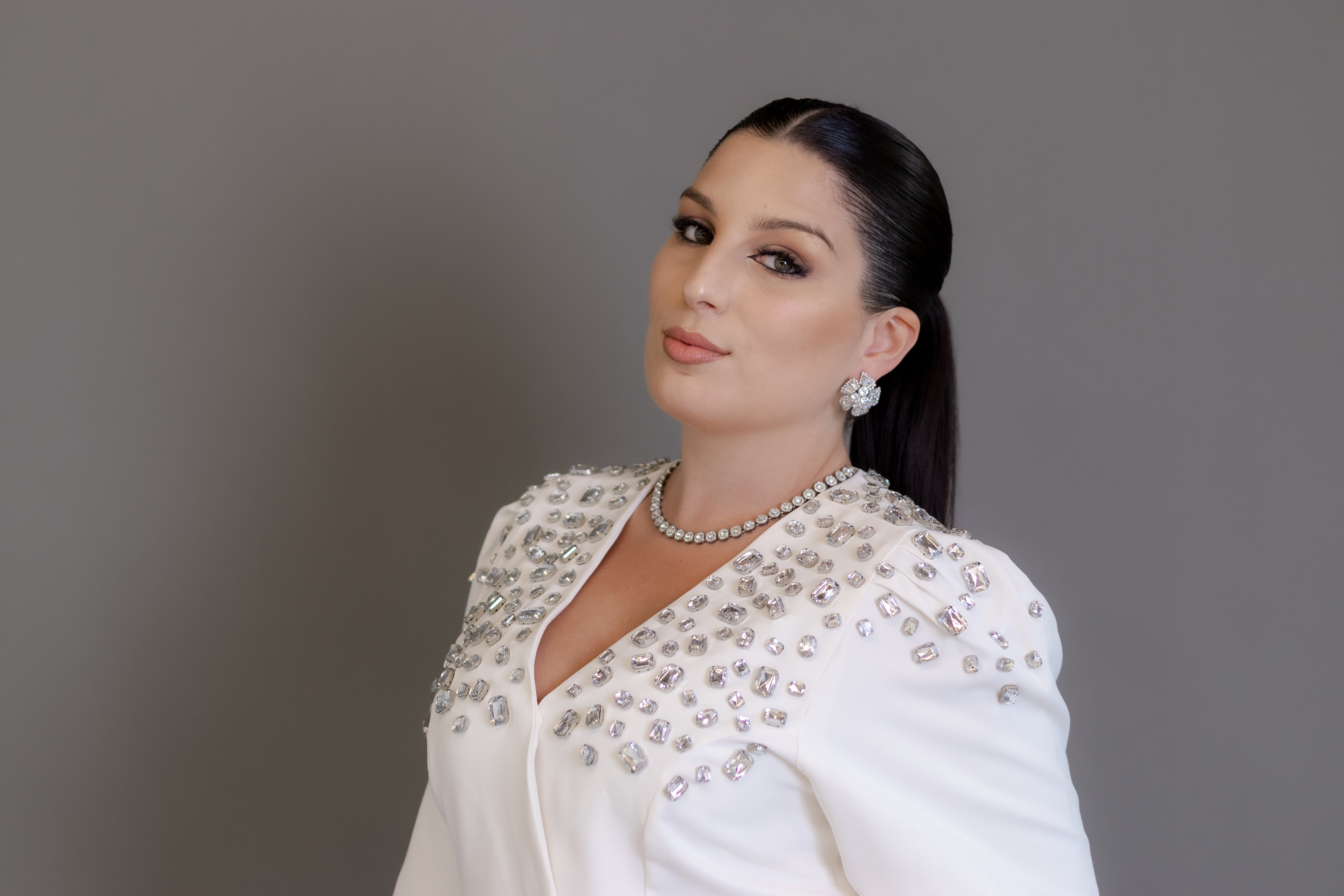Jaleca Premium Crystal – Jaleco Feminino Branco com Aplicações Exclusivas