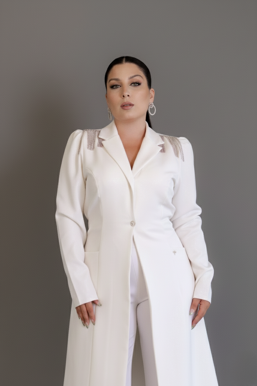 Jaleca Premium Grace – Jaleco Feminino Branco com Detalhes de Cristais