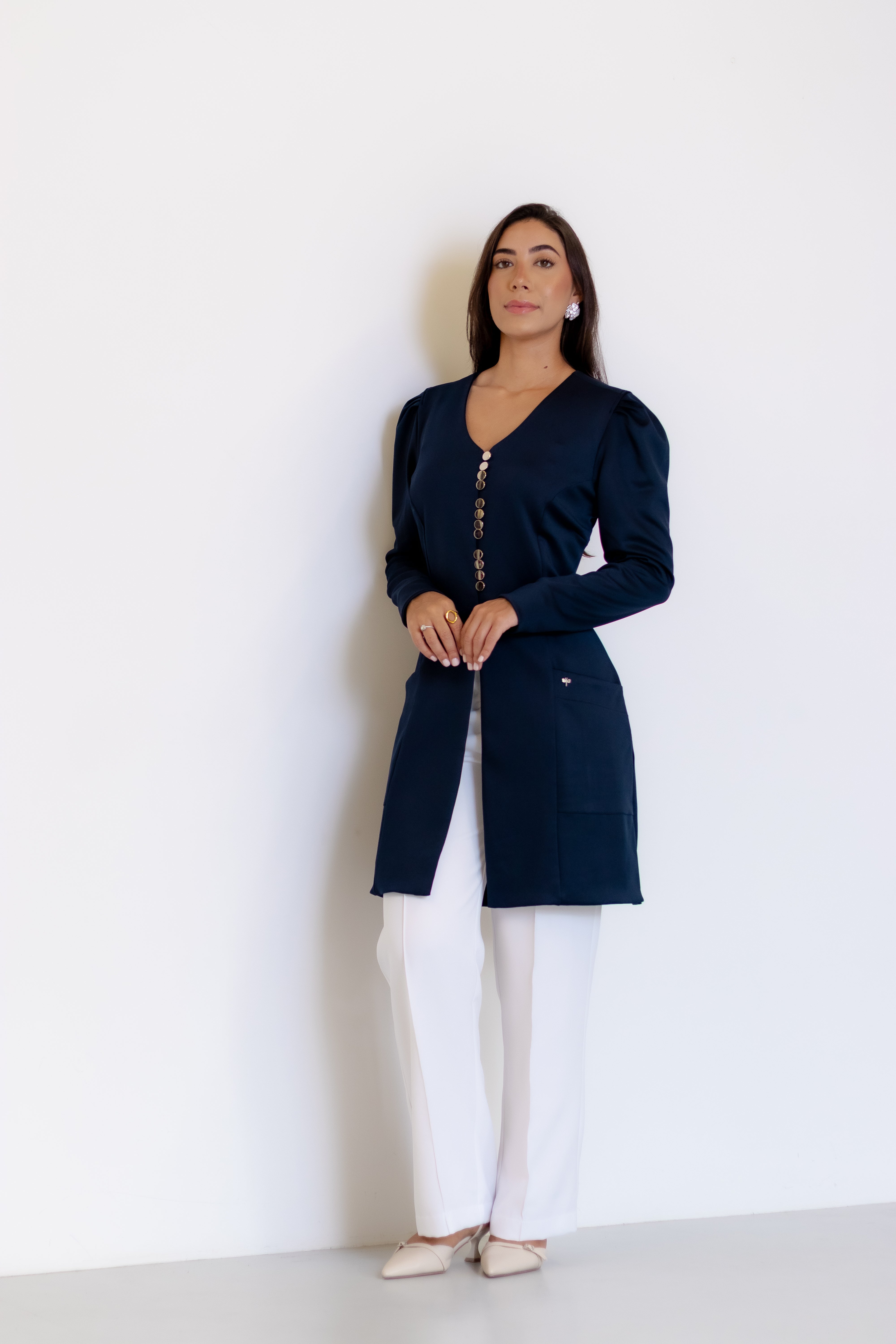 Jaleca Wien 2 – elegância funcional para jornadas intensas