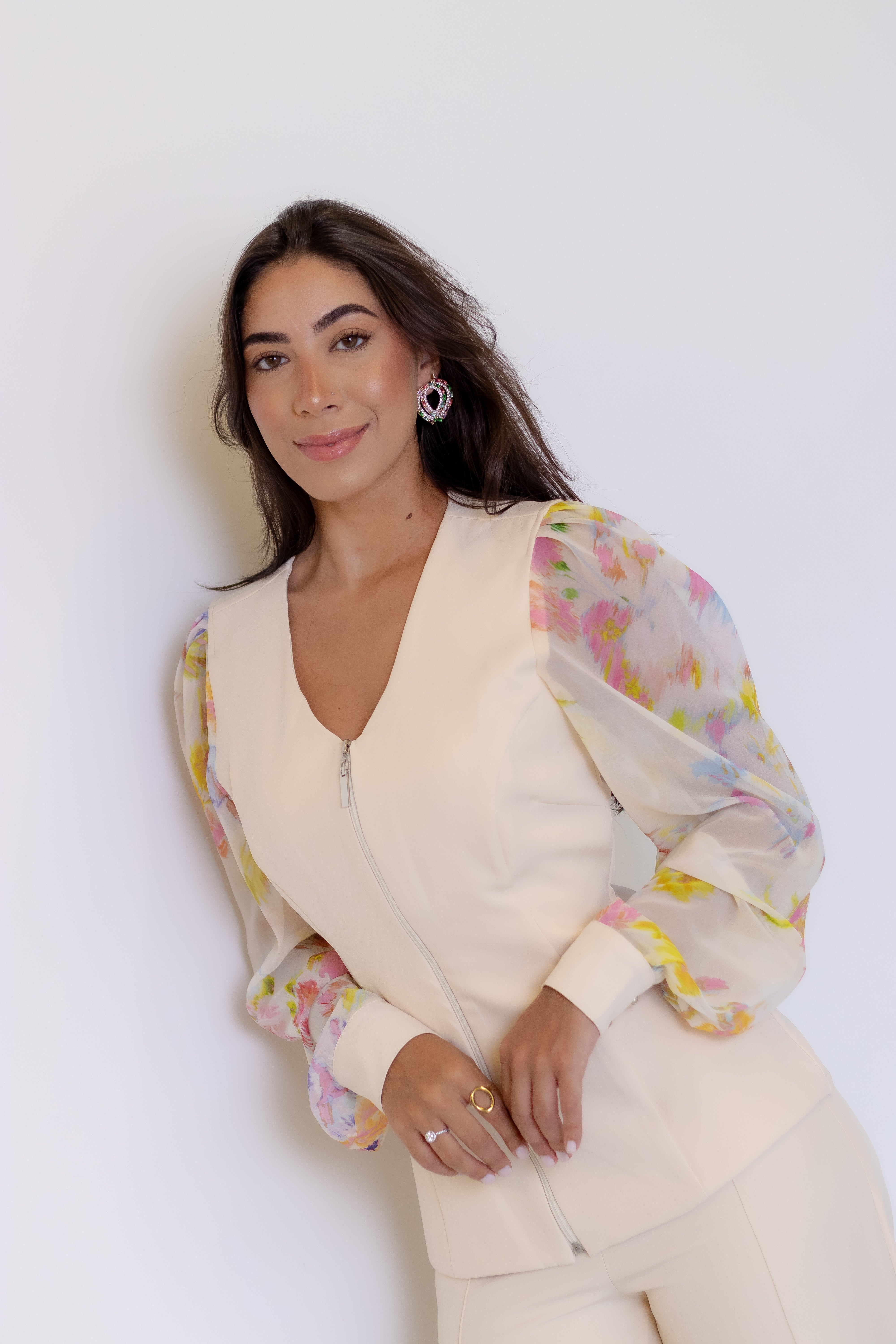 Scrub Candice – Uniforme Profissional Feminino com Elegância e Toque Floral