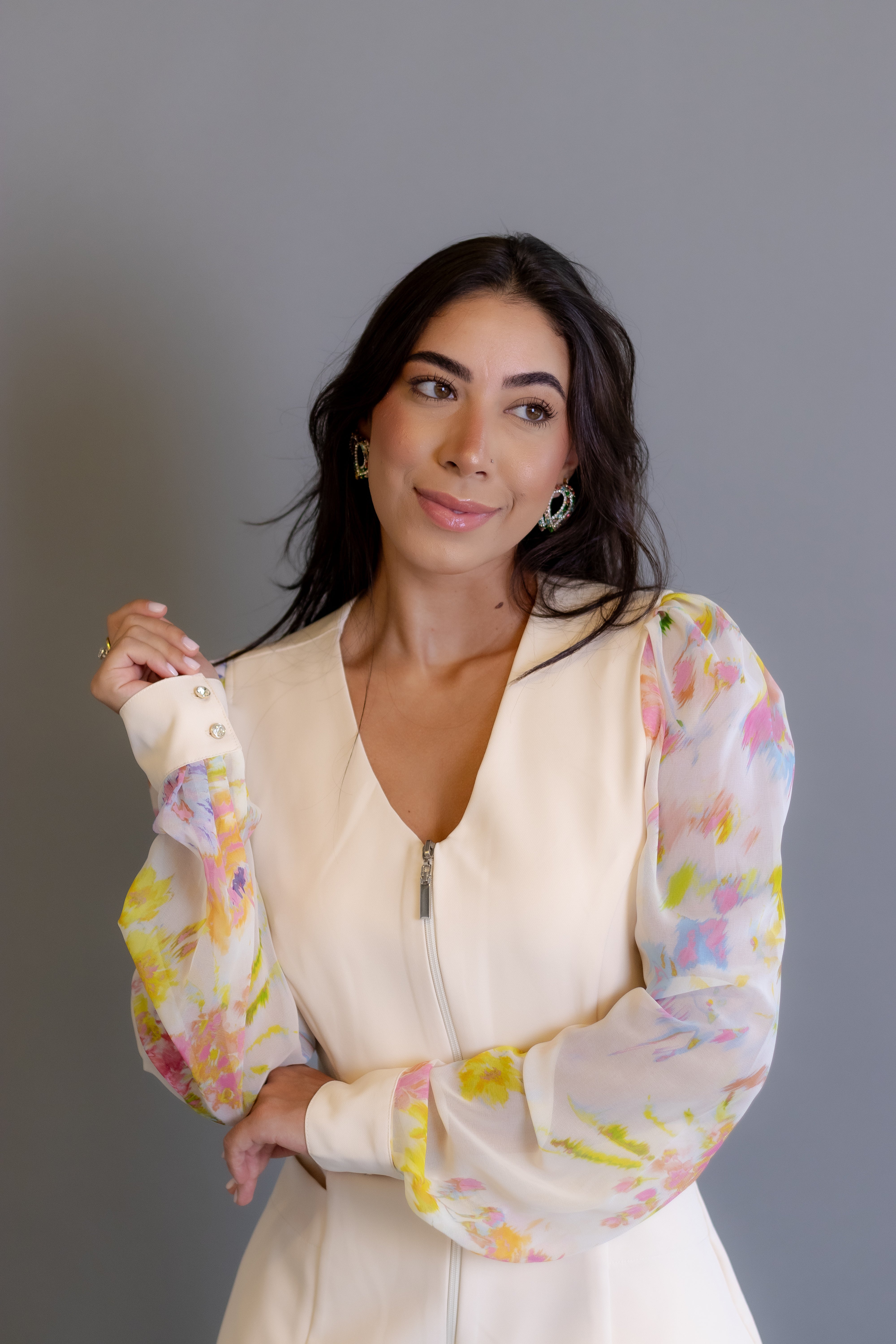 Scrub Candice – Uniforme Profissional Feminino com Elegância e Toque Floral