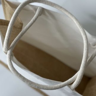 Alpha Tote Bag – Bolsa de Algodão e Juta com Alças de Corda