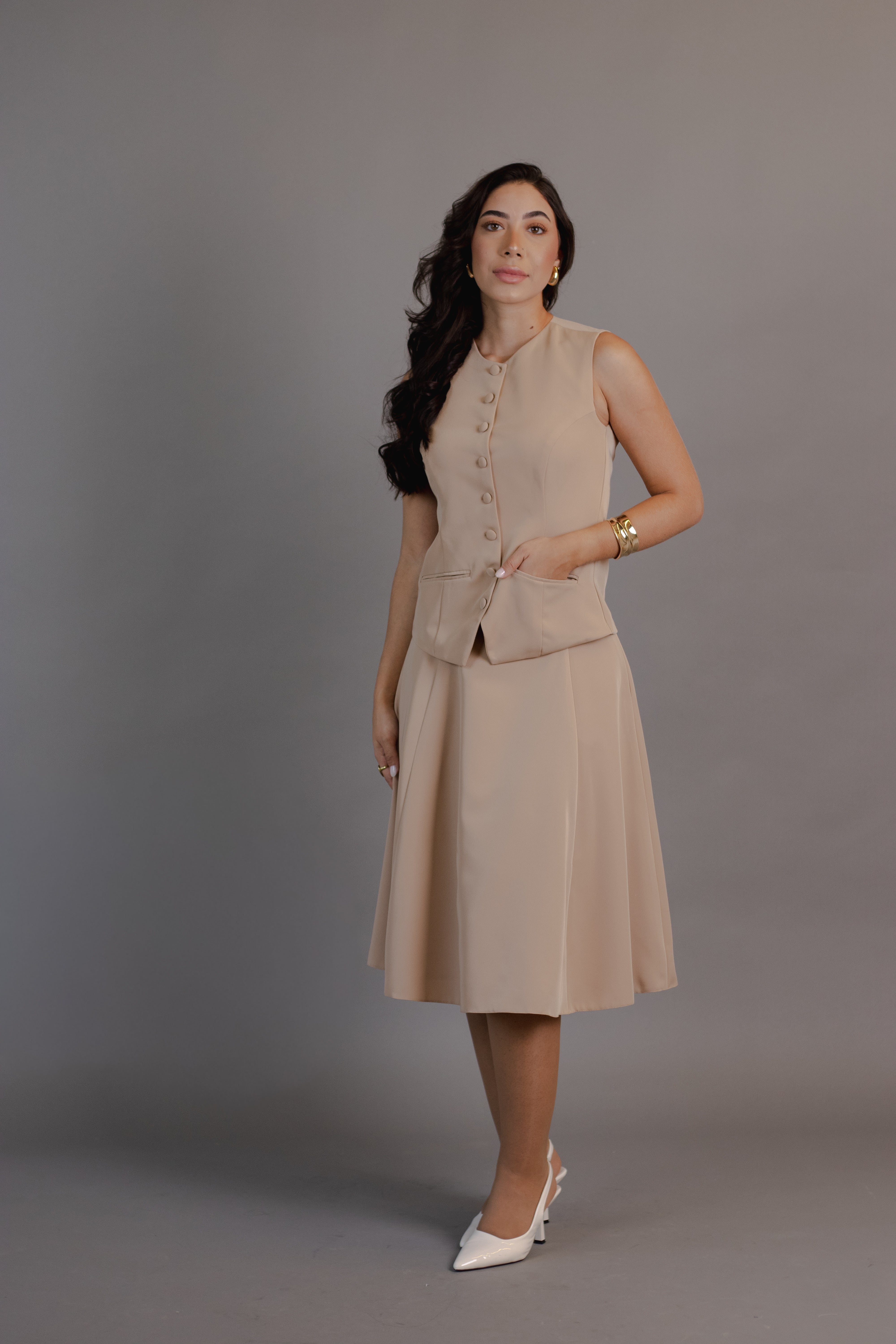 Fato Eternizar 2 - colete e saia  midi de alfaiataria