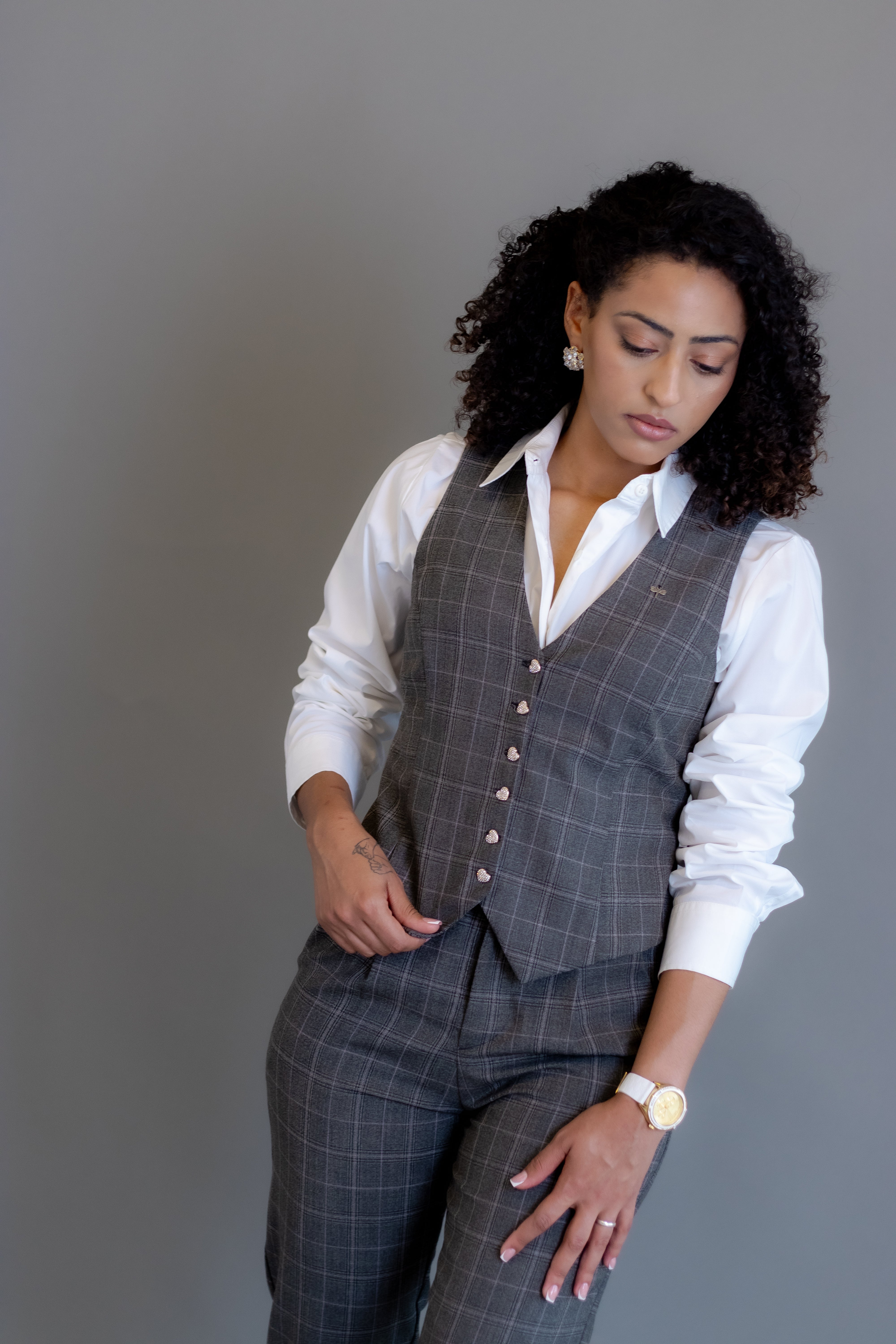 Conjunto Girl Boss – Colete e Calça Feminina em Alfaiataria
