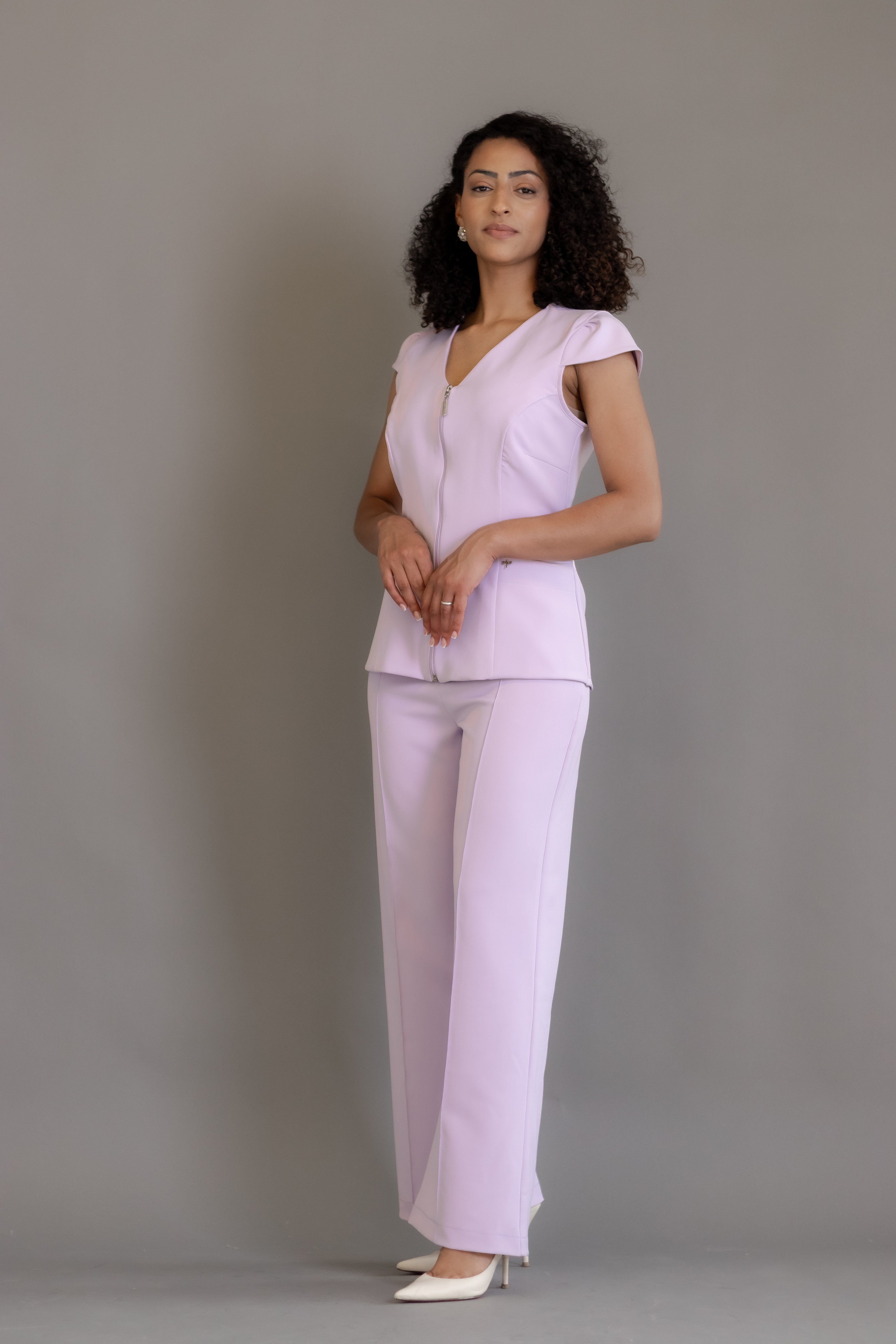 Scrub Carol – blusa profissional com zíper frontal